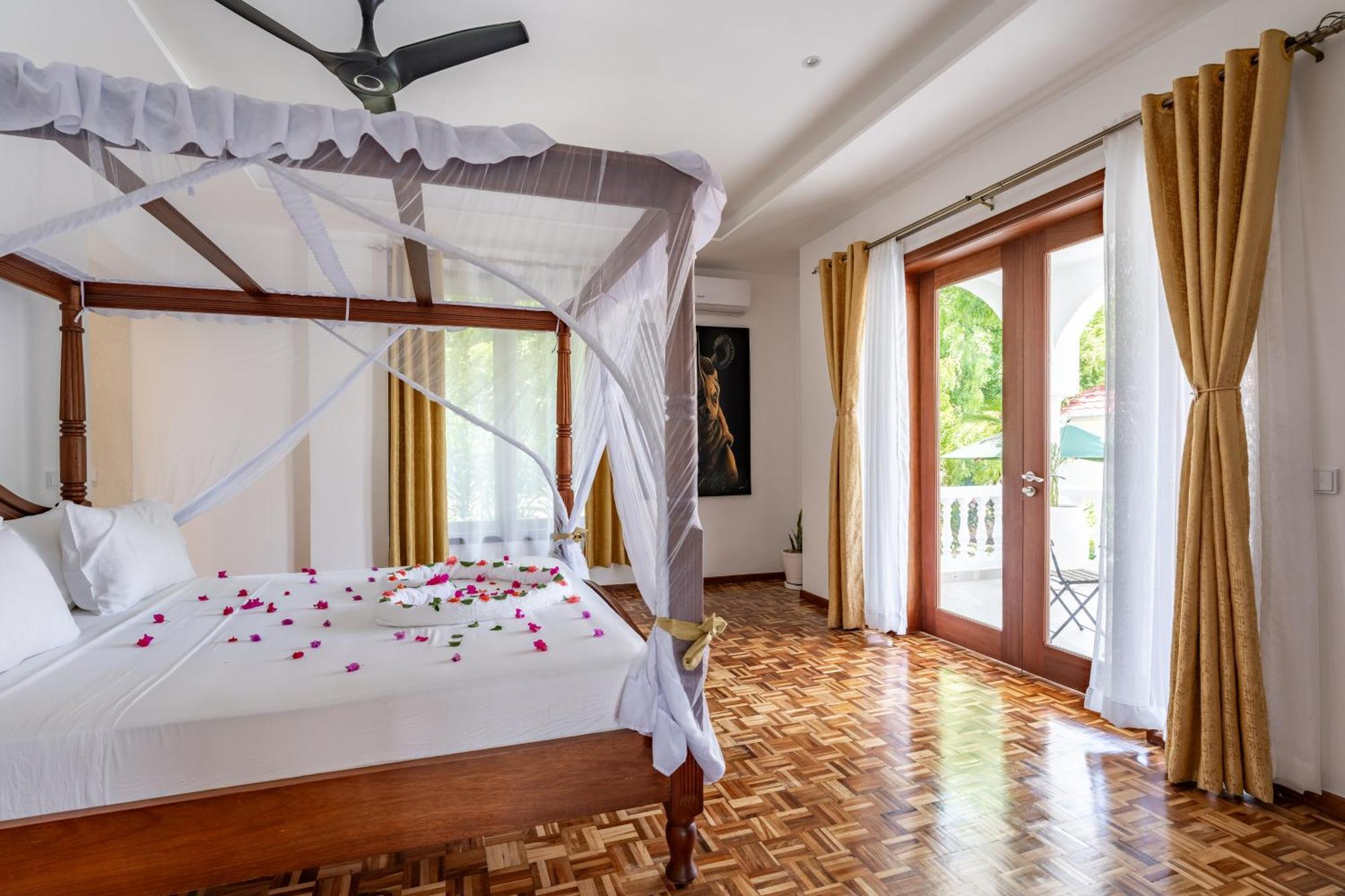 Villa Branca Diani Boutique Luxury & Personalized Service 迪亚尼海滩 外观 照片