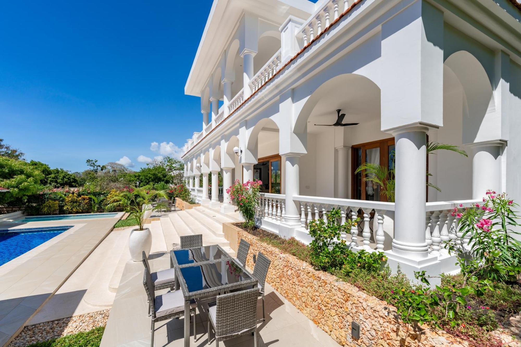 Villa Branca Diani Boutique Luxury & Personalized Service 迪亚尼海滩 外观 照片