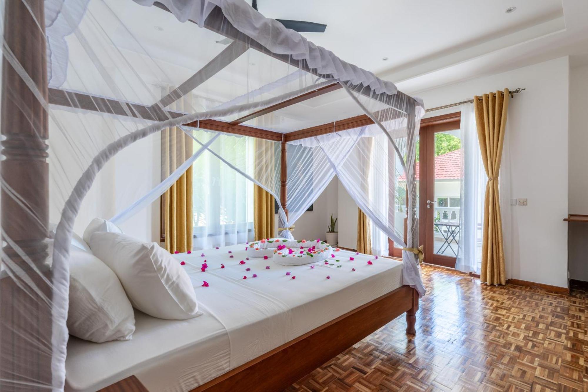Villa Branca Diani Boutique Luxury & Personalized Service 迪亚尼海滩 外观 照片