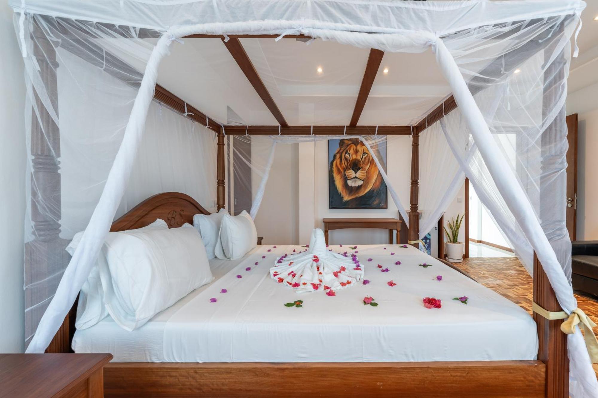 Villa Branca Diani Boutique Luxury & Personalized Service 迪亚尼海滩 外观 照片