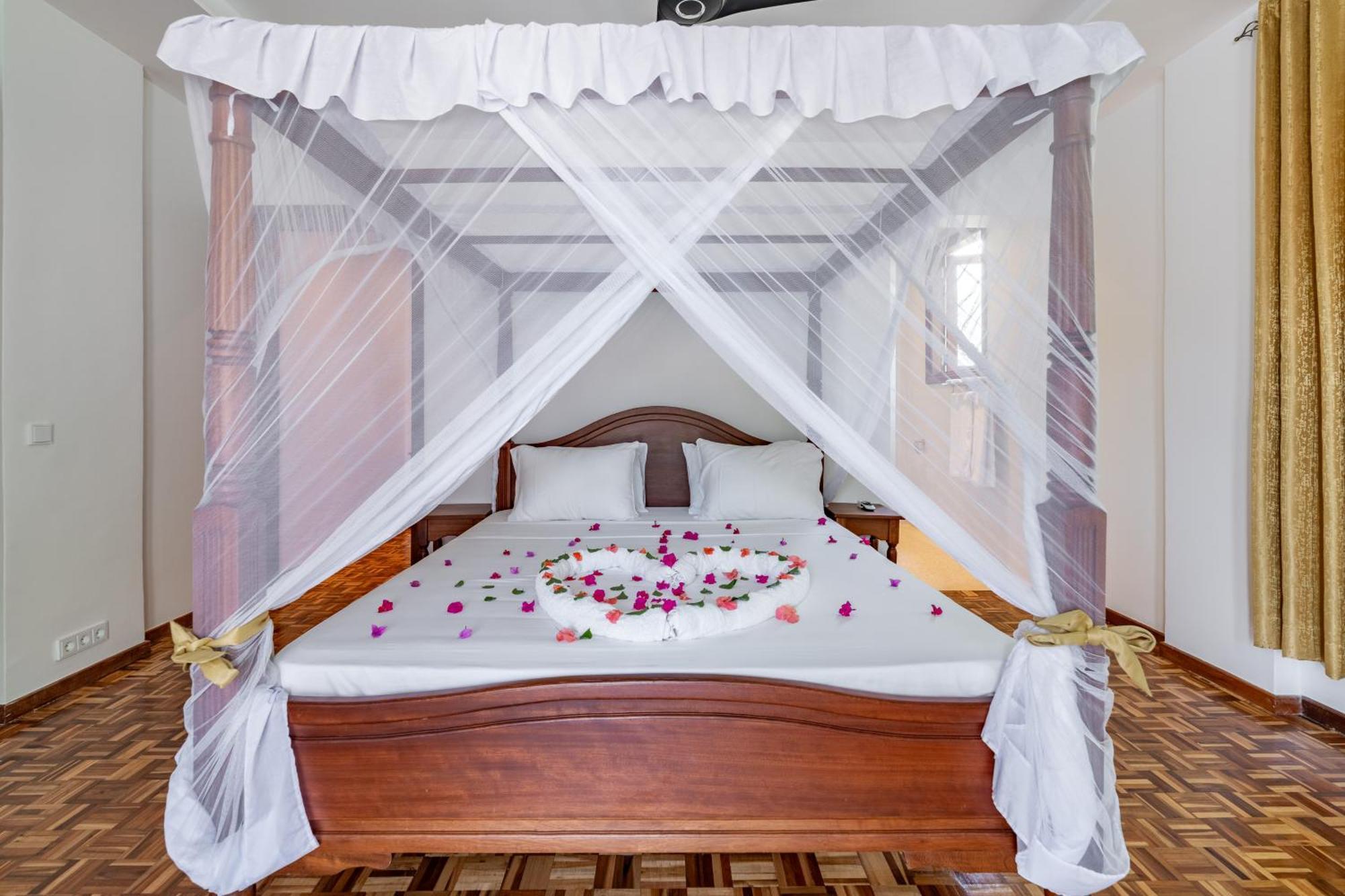 Villa Branca Diani Boutique Luxury & Personalized Service 迪亚尼海滩 外观 照片