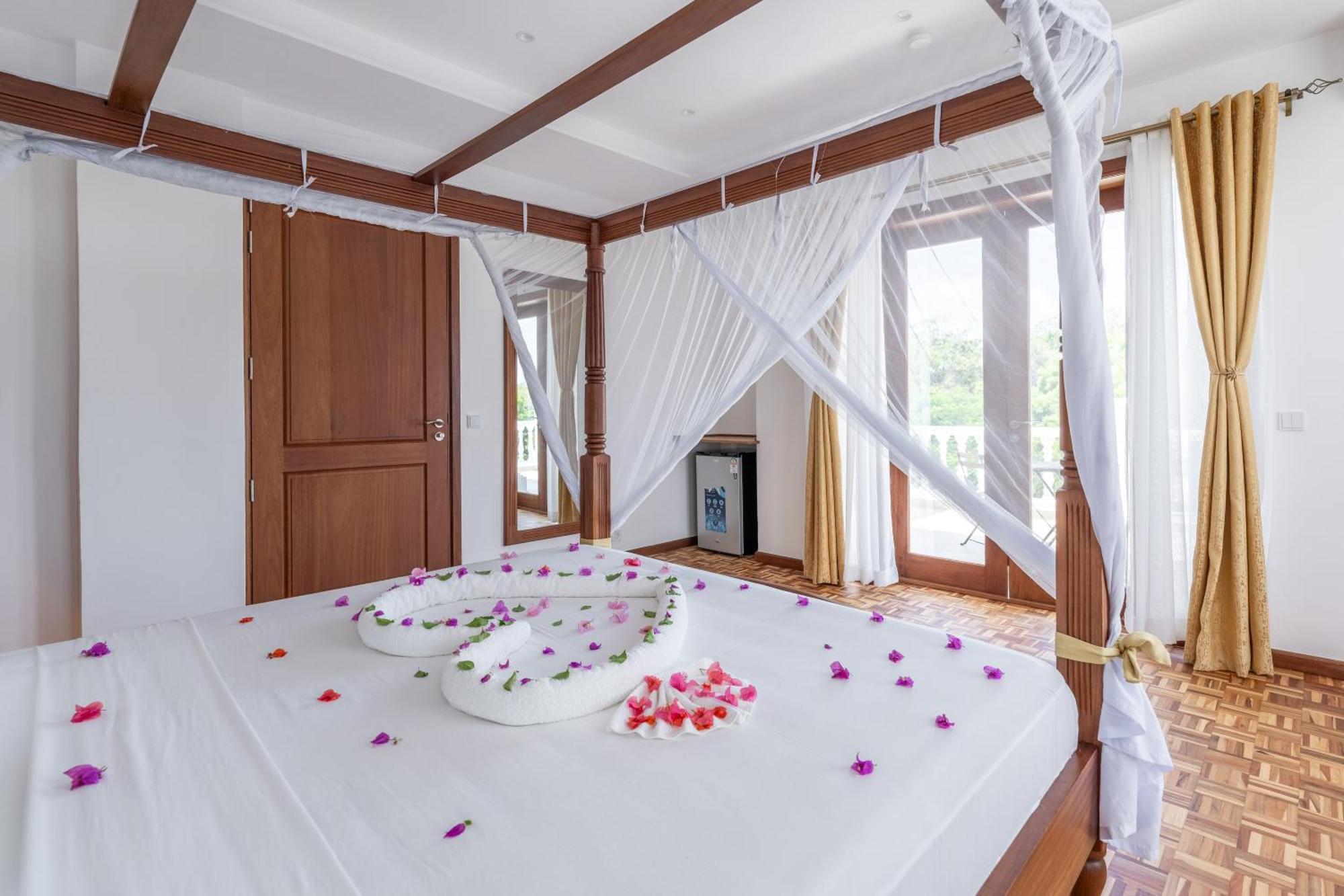 Villa Branca Diani Boutique Luxury & Personalized Service 迪亚尼海滩 外观 照片